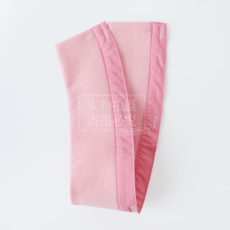 Pufi kabát gallérvédő, levehető menetes kivitel, meleg, cserélhető gallér, uniszex. Anyag: poliészter fonal. Szezon: őszi 2025. Felnőttek