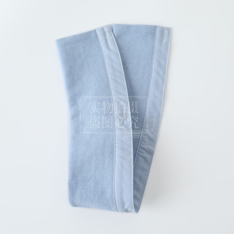 Pufi kabát gallérvédő, levehető menetes kivitel, meleg, cserélhető gallér, uniszex. Anyag: poliészter fonal. Szezon: őszi 2025. Felnőttek