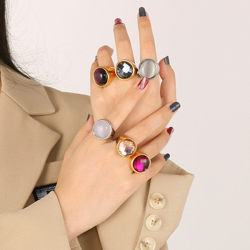 Geometriai stílusú gyűrű titánacélból, elektroplating bevonattal