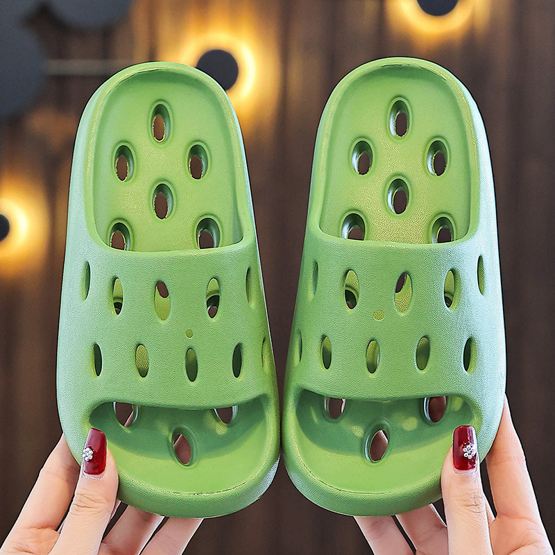 Gyerekek EVA fürdőpapucs – gyorsan száradó, csúszásmentes, szellőző üreges kialakítás, uniszex, szülő-gyerek papucs