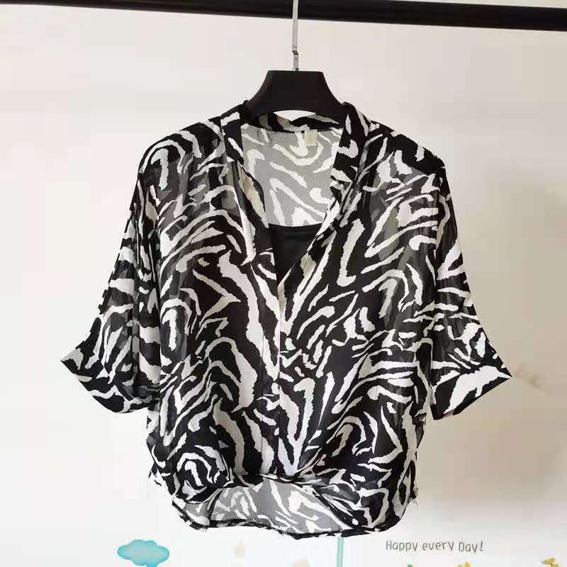 Γυναικείο σετ δύο μπλουζών: πολυεστέρας-ελαστάν, V-λαιμός, πτώση ώμων, 3D κέντημα