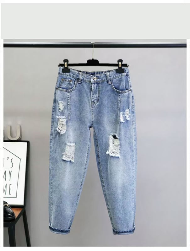 Γυναικείο τζιν παντελόνι plus size, καλοκαιρινό, για γυναίκες plus size έως 90 κιλά, casual, με σκισίματα, κοντά, ψηλόμεσα, χαλαρά και άνετα.