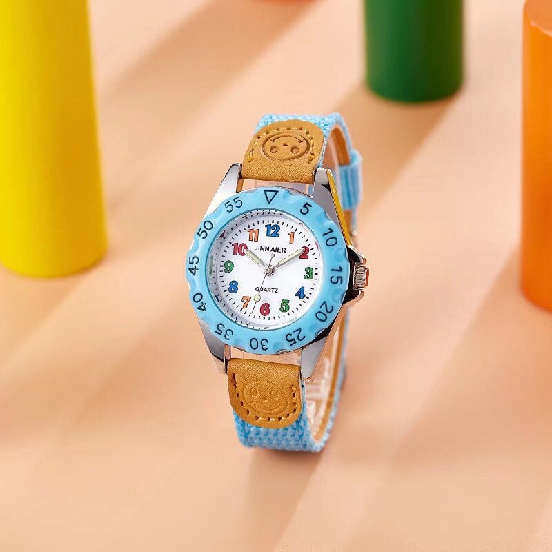 Най-продавани детски часовници с платнени и найлонови каишки, дигитални корпуси и кварцови часовници за момчета от началното училище.