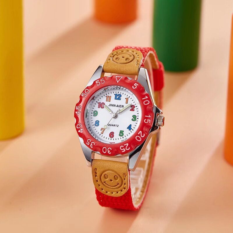 Най-продавани детски часовници с платнени и найлонови каишки, дигитални корпуси и кварцови часовници за момчета от началното училище.