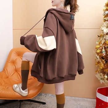 Φθινόπωρο/χειμώνας, γυναικεία μπλούζα με κουκούλα σε χρωματικό μπλοκ, μεγάλη ευρωπαϊκή, κομψή και αδύνατη ζακέτα μεσαίου μήκους, σε πολύ χαμηλές πωλήσεις.