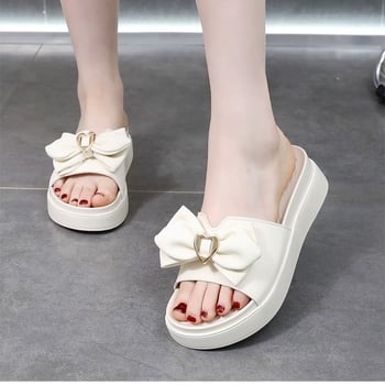 Γυναικεία σανδάλια με πλατφόρμα σε κορεατικό στιλ, νέο μοντέλο καλοκαίρι 2025, μαλακή σόλα, αντιολισθητικές, άνετες παντόφλες για μητέρες και μητέρες.