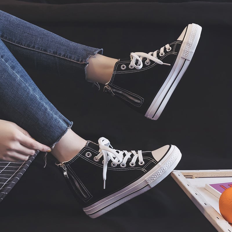 Дамски платнени обувки за увеличаване на височината, лято и есен 2025, универсални бели маратонки в корейски стил, маратонки с дебела подметка, студентски стил, страничен цип