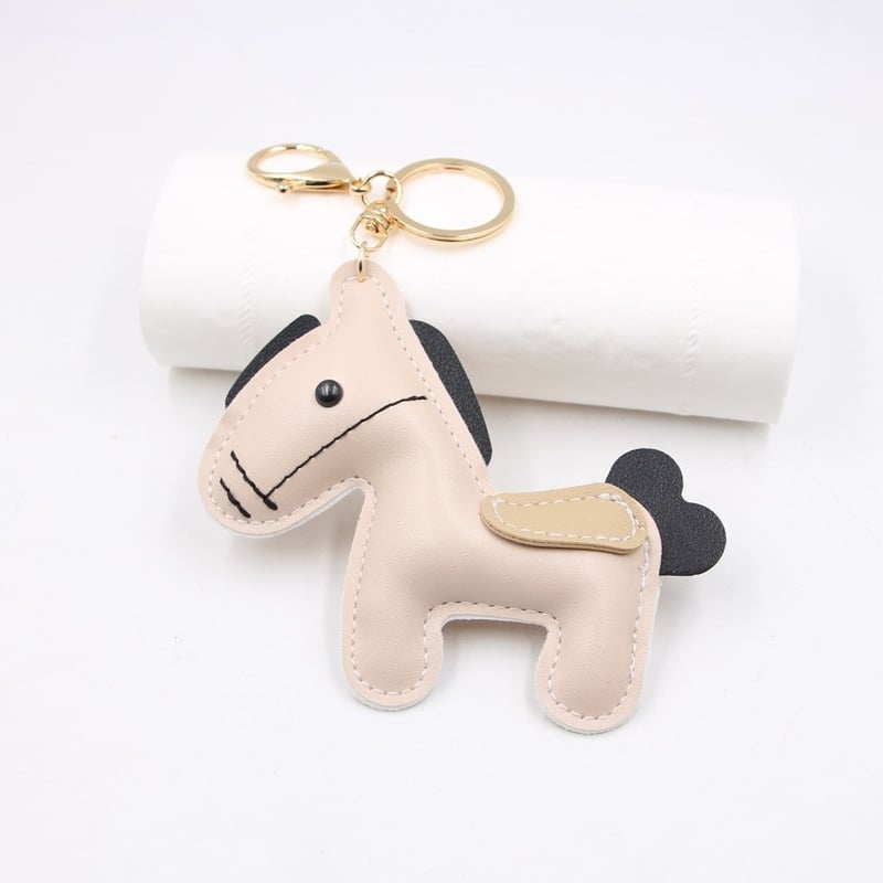 Modern, luxus ékszerek a Ló évére, póni medálok, ajándékok, póni autó kulcstartók, medálok, táskák, ruházati kiegészítők