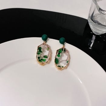 2023 új smaragdzöld divatos niche fülbevaló nagykereskedelemben, koreai szabálytalan geometrikus fülbevalók nőknek