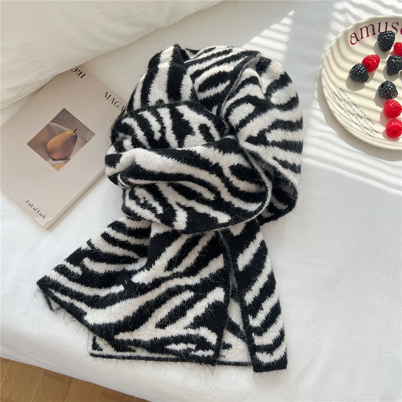 Меко плетен шал в корейски стил с леопардов принт от вълнена смес за есен и зима, модерен, универсален, топъл и подходящ за студенти.