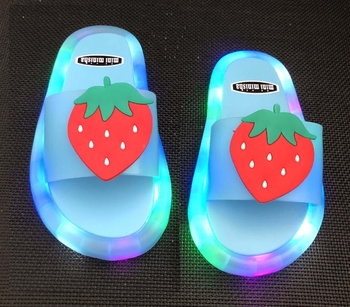 Gyerek világító papucsok, aranyos papucsok rajzfilmfigurákkal, unikornis papucsok, cipők tükör nélkül