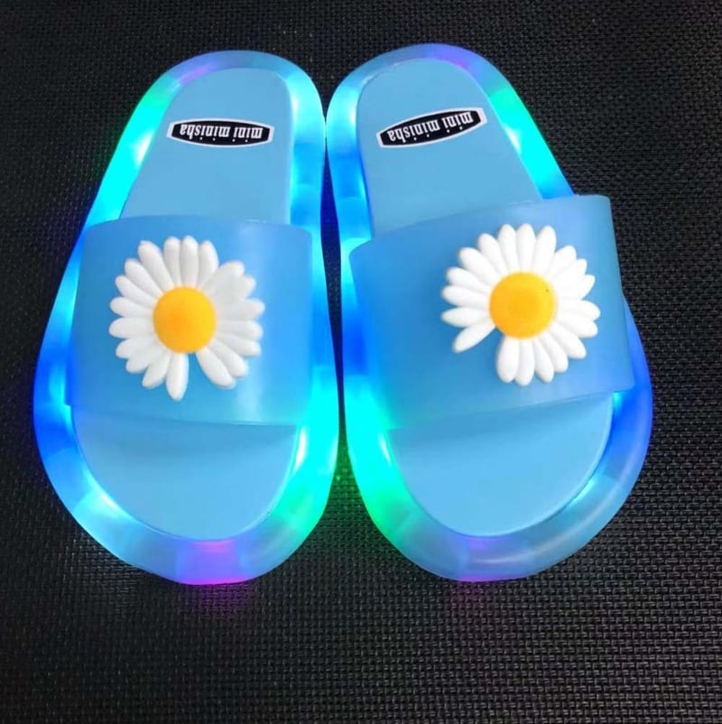 Gyerek világító papucsok, aranyos papucsok rajzfilmfigurákkal, unikornis papucsok, cipők tükör nélkül