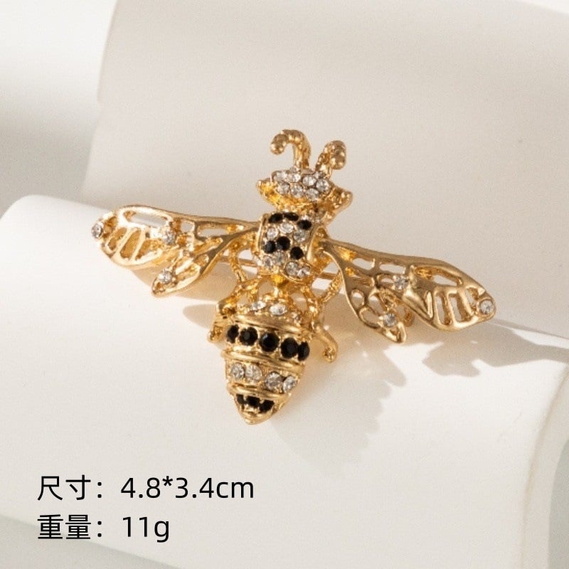 Aranyos koreai stílusú katicabogár és méhecske bross, ötvözetből készült rovar kitűző kristályokkal díszítve, ruhatáska kiegészítők