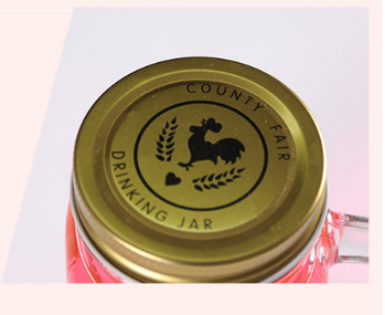 Zaváracie poháre s viečkami, priehľadné slamky, sklenené poháre na vodu, poháre na kohúta, poháre na džús a zaváracie poháre s potlačou sieťotlačou.