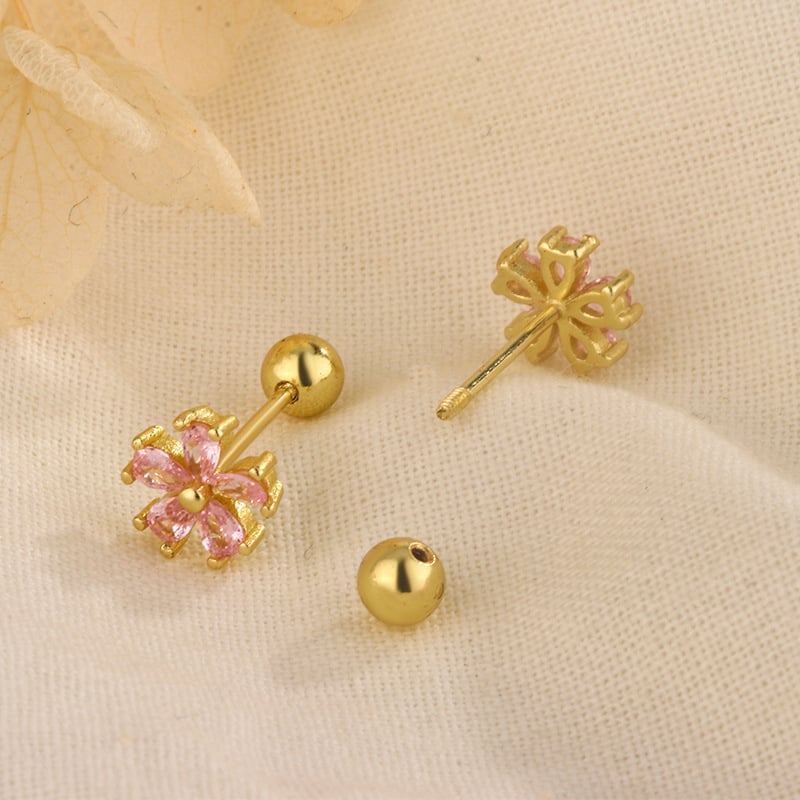 Finom és egyedi dizájn, rózsaszín gyémántokkal és szirom alakú cseresznyevirággal díszített fülbevalók, ezüstözött S925 tűk, kis fülbevalók a fülporcba.