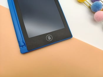 4,4 hüvelykes semleges angol LCD kézírástábla, mini gyerek írótábla rajzoláshoz, firkáláshoz, üzenetek írásához