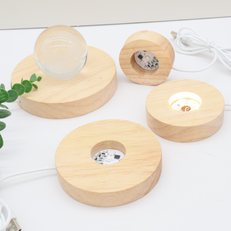 LED нощна лампа от каучуково дърво с кристална основа и USB интерфейс, дървен декоративен елемент, кръгла основа