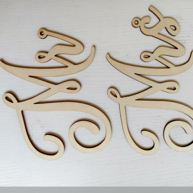 Дървен сватбен знак за младоженци, висящ надпис Mr and Mrs, декоративен знак за столове