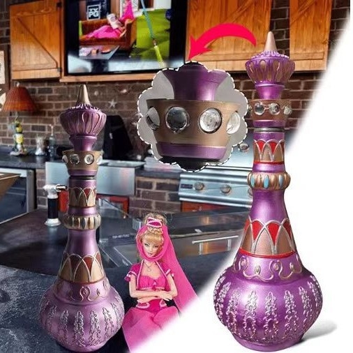 Бутилка I Dream of Jeannie от Purple Bottle – изработка от смола