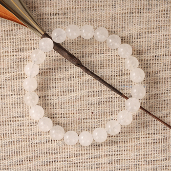 Ръчно изработена гривна от естествени камъни – оригинален дизайн, мъниста в листовиден стил, бяла нефритова гривна за унисекс