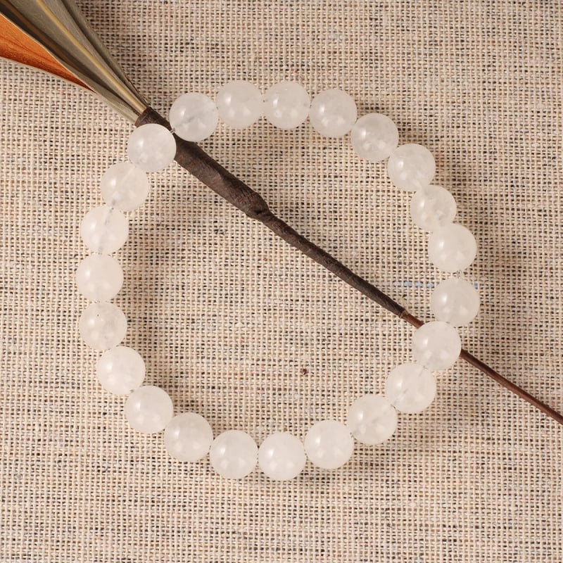 Ръчно изработена гривна от естествени камъни – оригинален дизайн, мъниста в листовиден стил, бяла нефритова гривна за унисекс