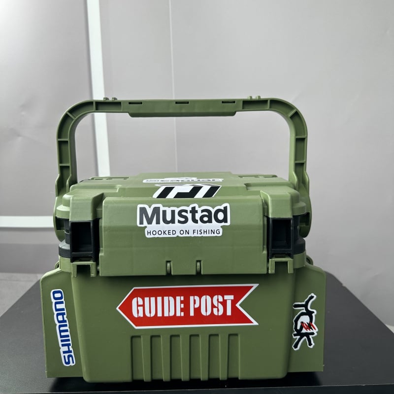 Кутия за риболов за открито с голям капацитет, подсилени стени, държач за въдици и многофункционално съхранение