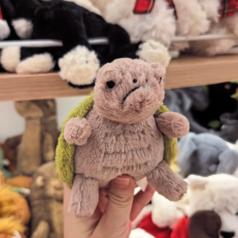 Сладък плюшен ключодържател с костенурка