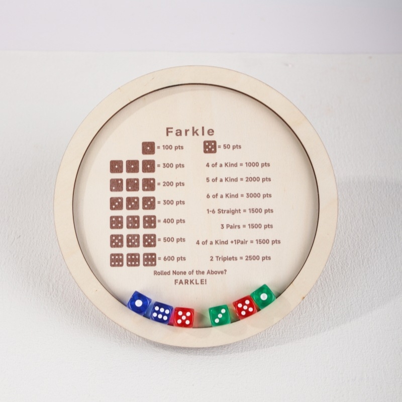 Персонализирана дървена тава за зарове Farkle