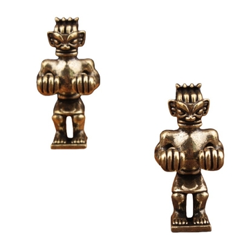 Латунен декоративен предмет със силует на силен човек от Sanxingdui, китайски стил