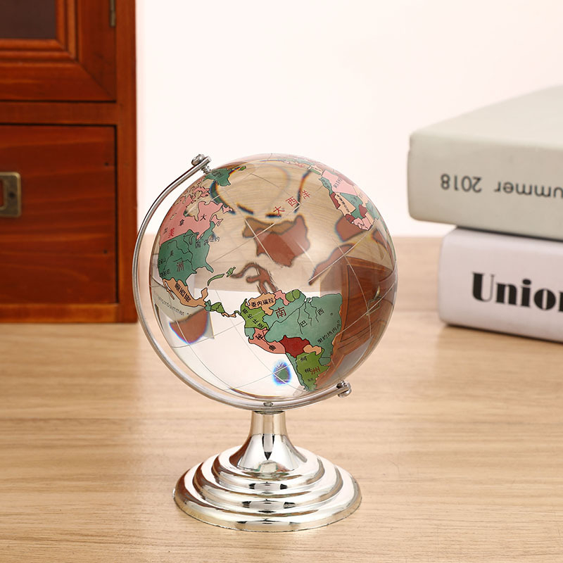 Кристален глобус за бюро – художествен мемориален декоративен предмет от кристал