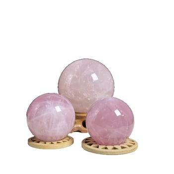 Ružový kremeň kryštálová guľa – dekorácia, nočné svetlo, prispôsobiteľné