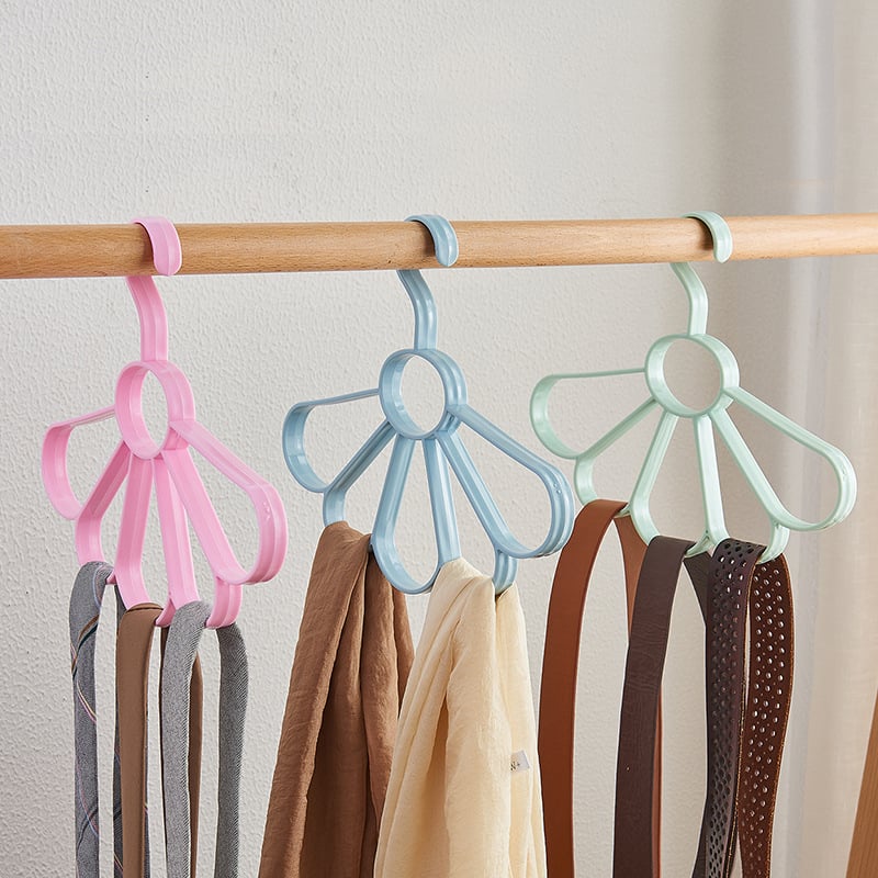 Cuier din plastic multifuncțional pentru cravate, eșarfe și curele pentru garderobă acasă