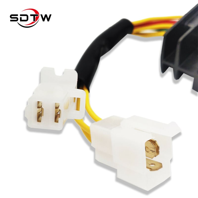 Регулатор на напрежение и изправител за мотоциклети Arctic Cat 250/300 и Suzuki GN125 GZ250