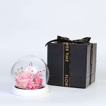 Роза с вечен цвят в стъклен купол с еднорог - декоративно подаръчно изделие за гаджето, признание