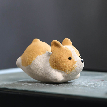 Корги чайно животно от фиолетова глина, ръчна изработка, малка декоративна фигура за чайни аксесоари и домашна декорация