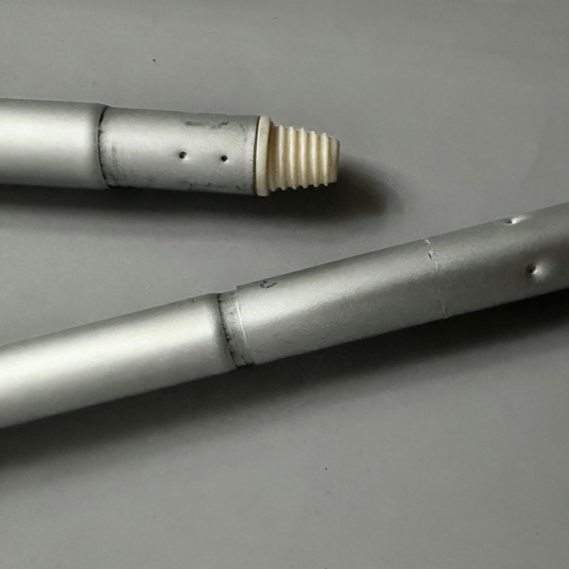 Mop plat electrostatic pentru praf, cu țesătură nețesută, patru secțiuni
