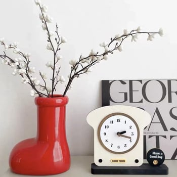 Pantof roșu din ceramică – ornament de birou, decor de masă, suport pentru vază, cadou elegant