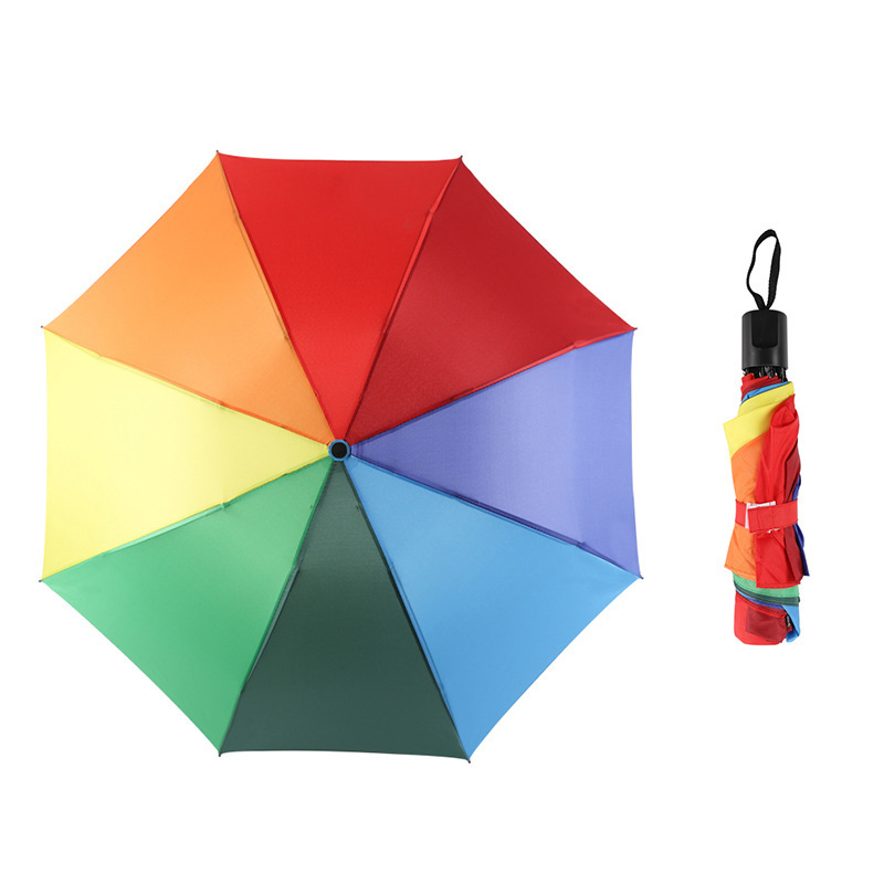 Önazonos logóval és szivárványos mintázattal rendelkező összecsukható esernyő