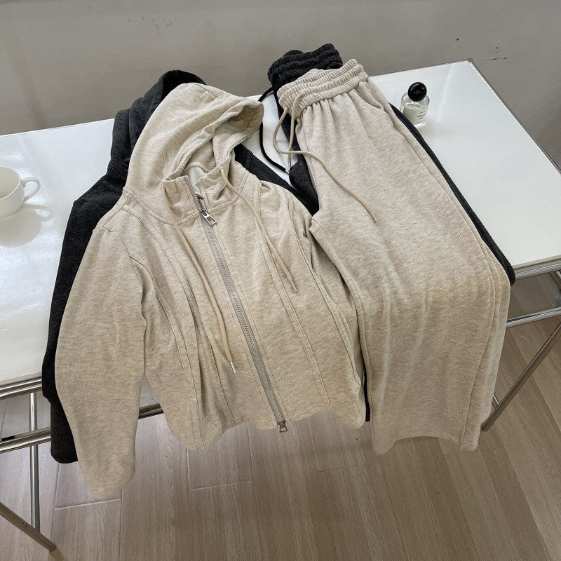 Комплект суитшърт с качулка и цип и панталони с широки крачоли, casual стил, есенно-зимен