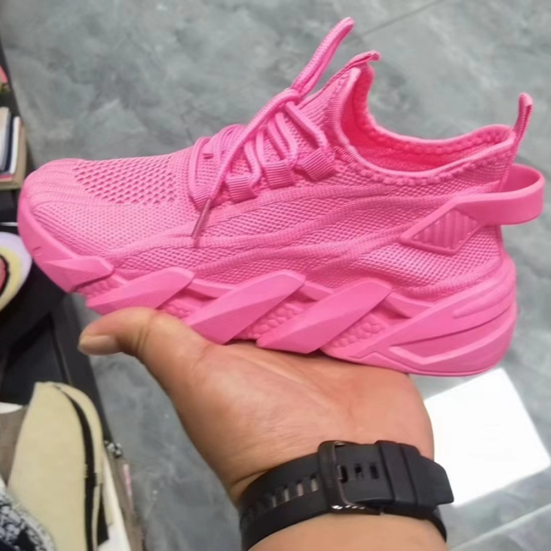 Дамски спортни обувки с дишаща Flyknit горна част, леки и удобни с мека подметка и връзки