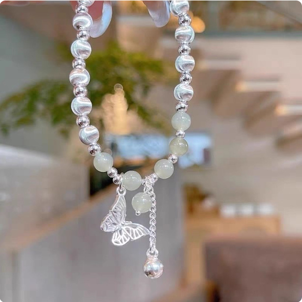 Ženska narukvica s leptirima od Hetian Jade i mačjeg oka, elegantan dar