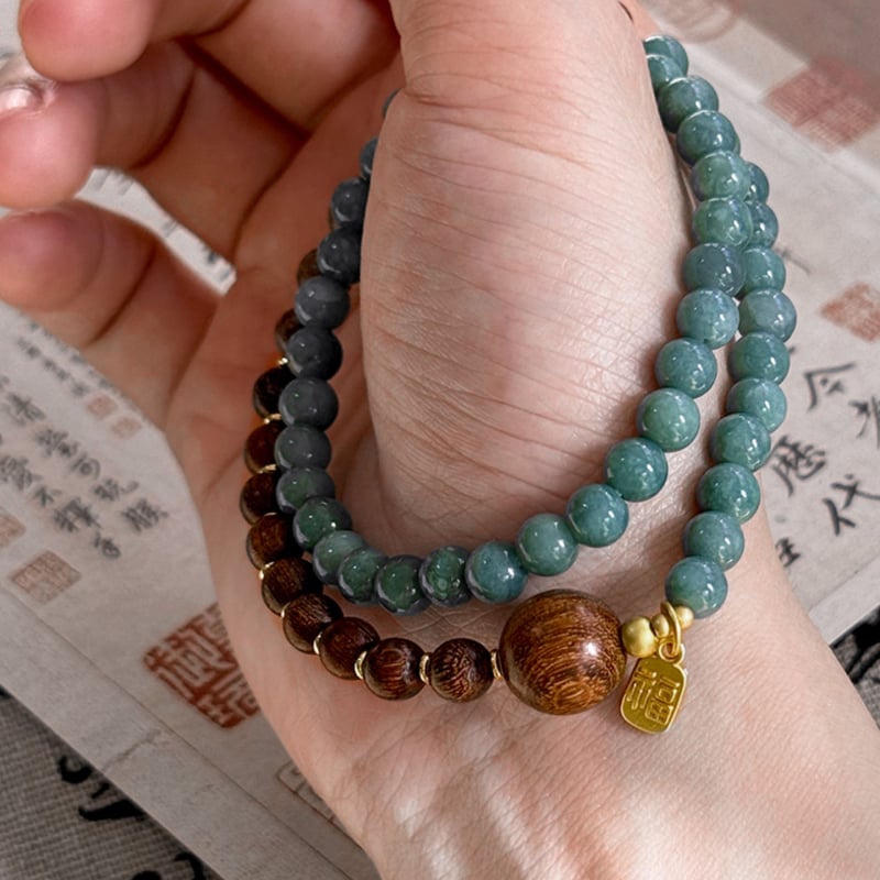 Narukvica od Hetianskog nefrita i sandalovog drveta