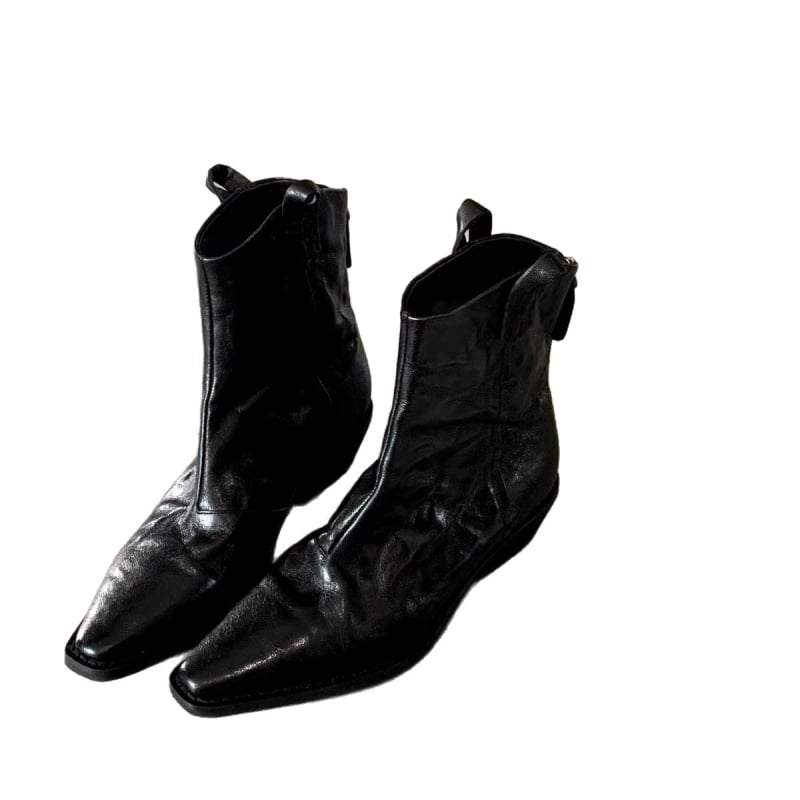 Női rövid bokacsizma valódi bőrből, hegyes orr és V-formájú nyílás, hátul cipzár, vast sarok — nyugati stílusú Martin csizma