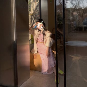 Дамско сако млечно бял цвят, пролет, свободна кройка в корейски стил, средна дължина