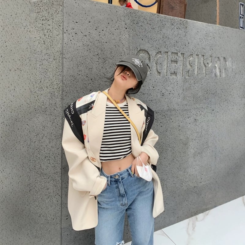 Дамско сако млечно бял цвят, пролет, свободна кройка в корейски стил, средна дължина