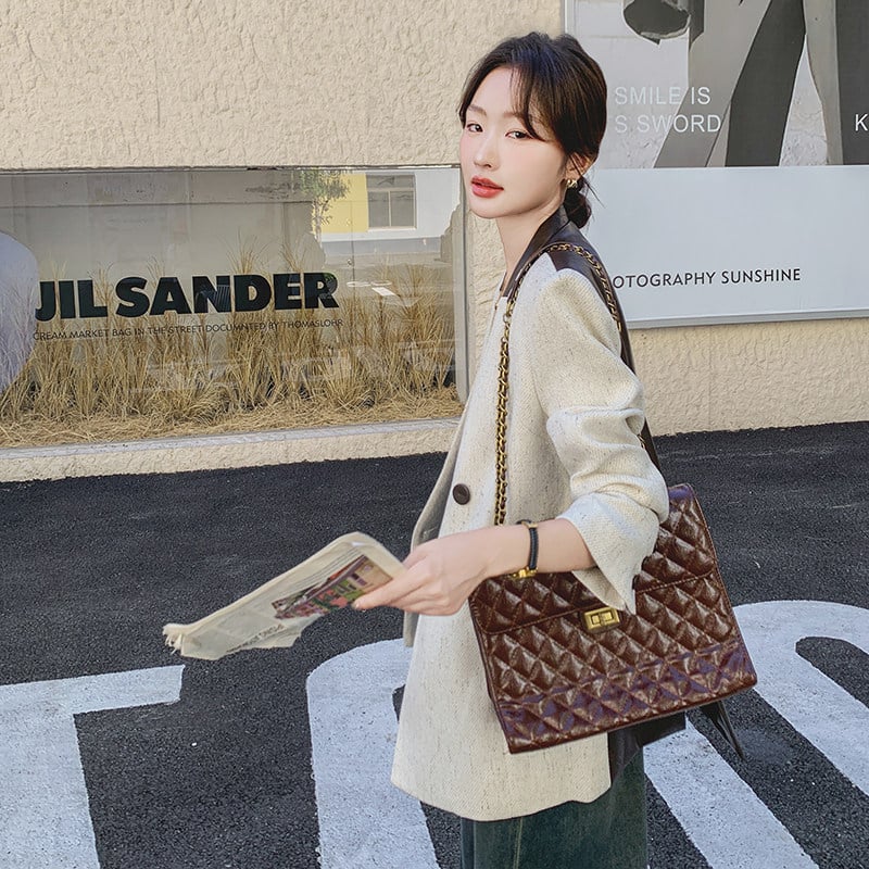 Дамски блейзър в корейски стил с патчворк панели, пролетно–есен 2026, casual елегантен