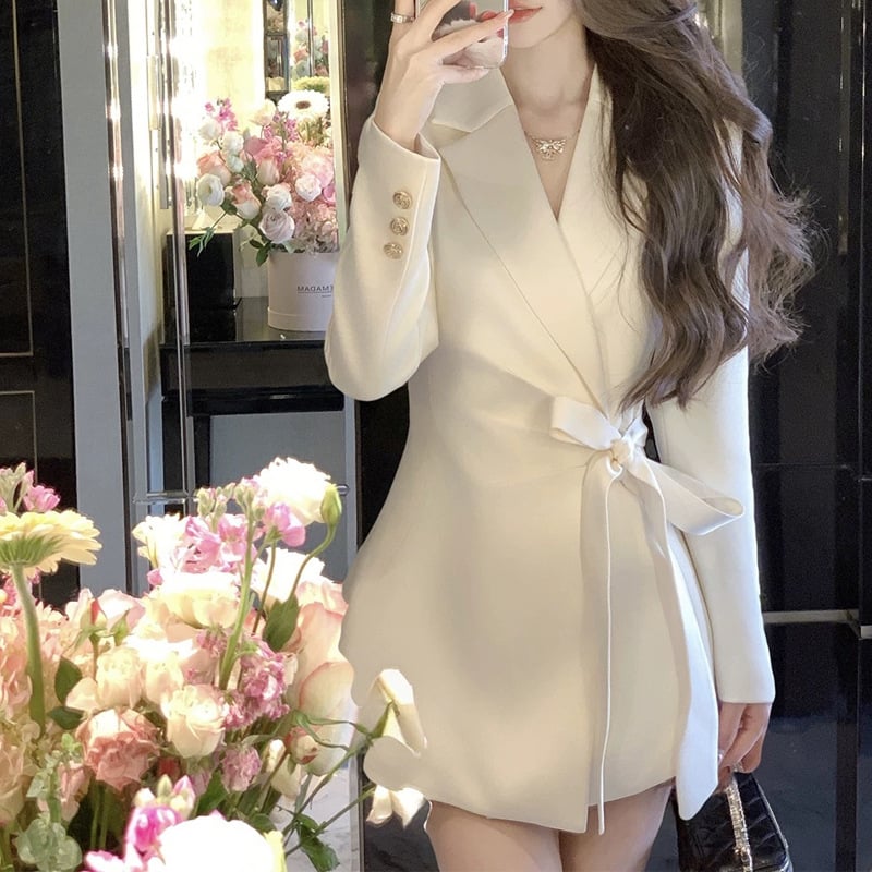 Полу-дълго сако от сатенен ацетат с колан, пролет 2025, корейски стил за дами