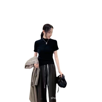 Дамска късръкавна базова тениска със стояща яка, тънка и еластична, Slim fit