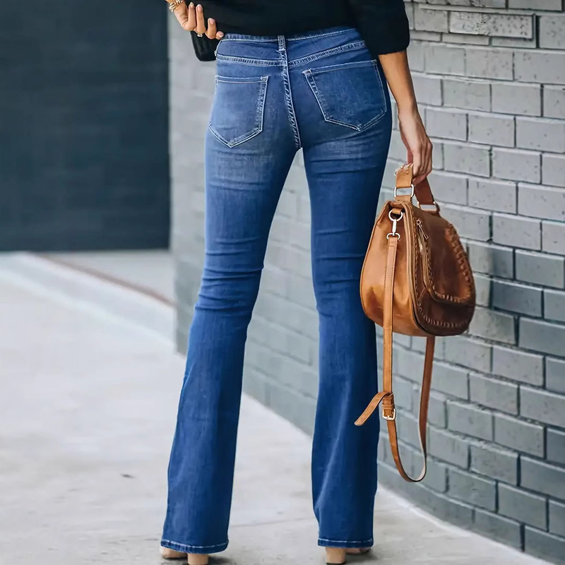 Blugi/pantaloni de damă cu talie înaltă, croială mulată, elastici, ușor evazați cu nasturi