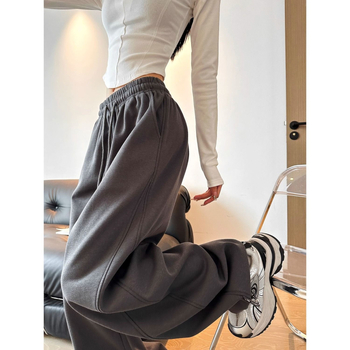 Бели дамски спортни панталони за пролет и есен 2025 г., американски стил, бананови широки джогър панталони с висока талия, драпирани и с връзка за стягане